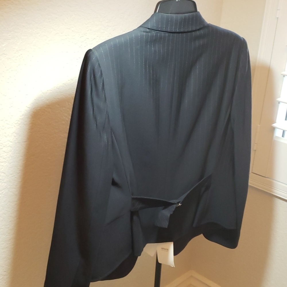 Brand new Armani Collezioni BLK pinstripe blazer - Picture 5 of 8